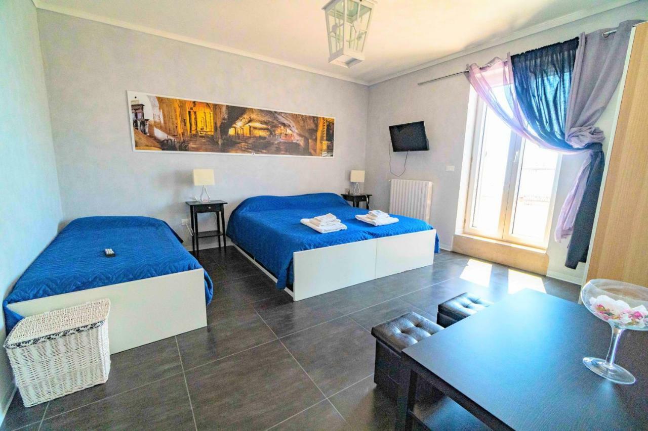 Rooms Gli Arcangeli 2 - Affitti Brevi Italia Monte SantʼAngelo Eksteriør bilde